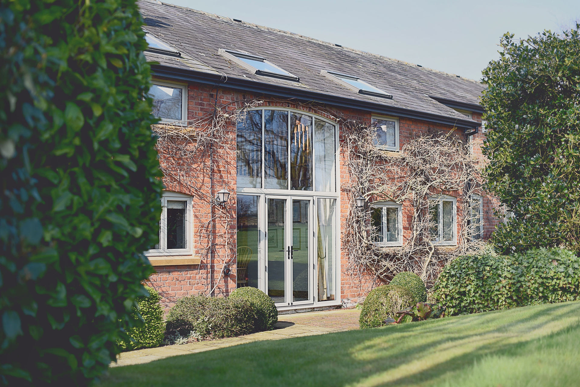 Aluminium flush casement windows from Quickslide