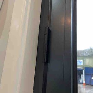 black aluminium door hinges