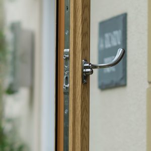 Multi-point Locking Mechanism
