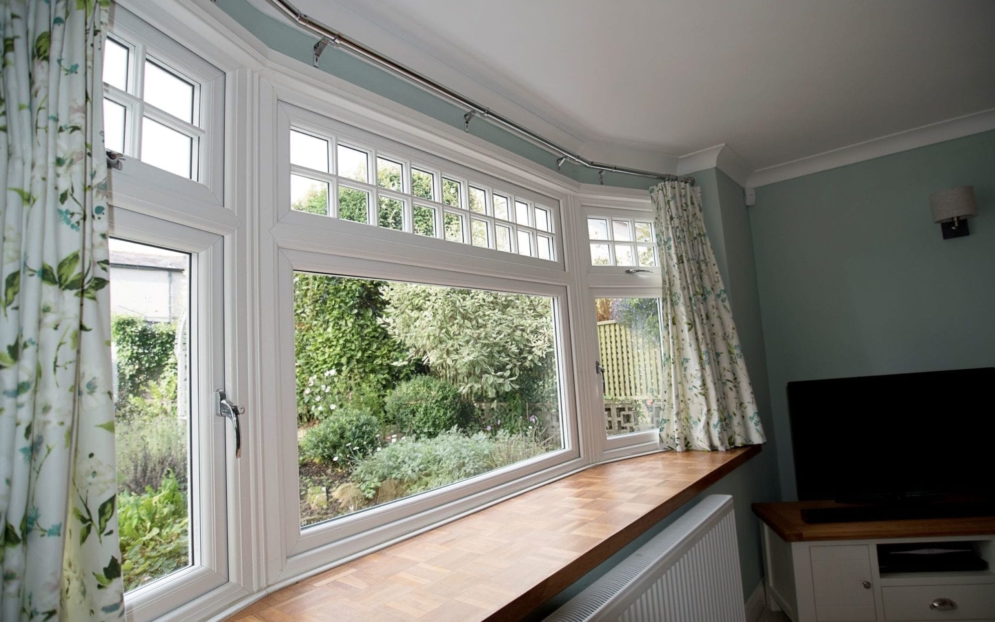 PVCu Bow Windows