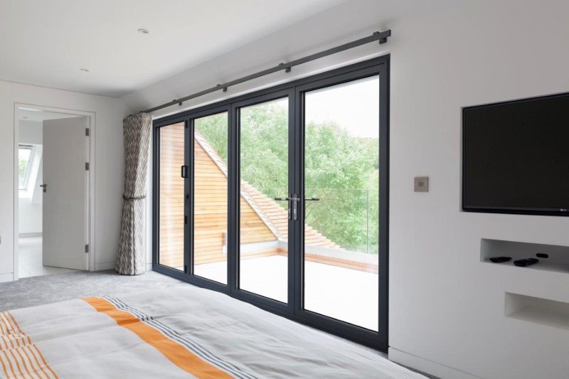 bi-fold-doors