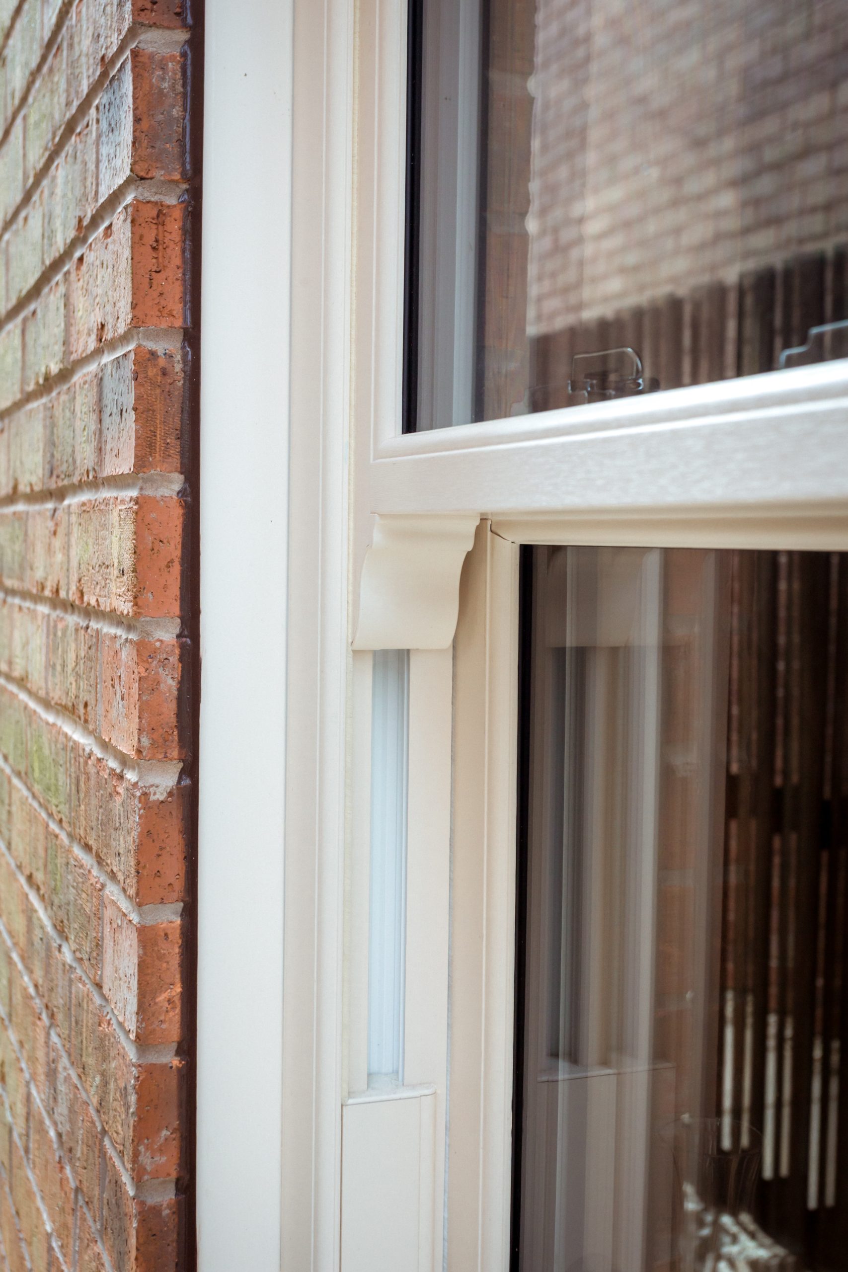 Laminated glass in Legacy VS sash window reduces external traffic noise in Bolsover conservation home