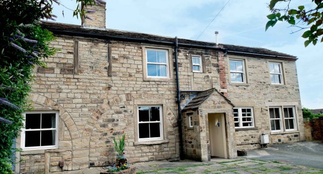 Semi-detached - Liversedge - Full Exterior