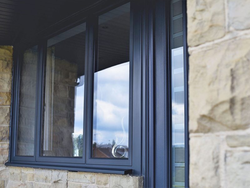 Aluminium flush windows
