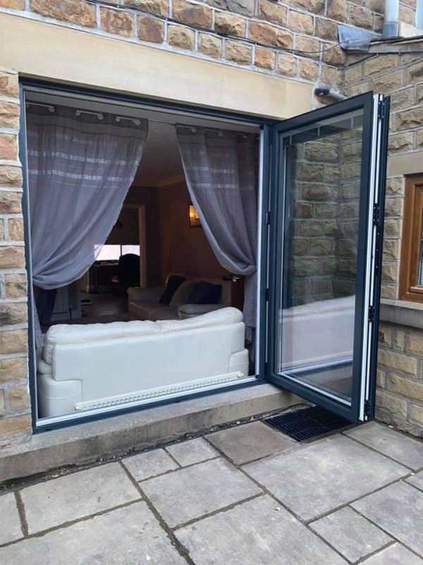 Newlook Windows Bath Ltd installation