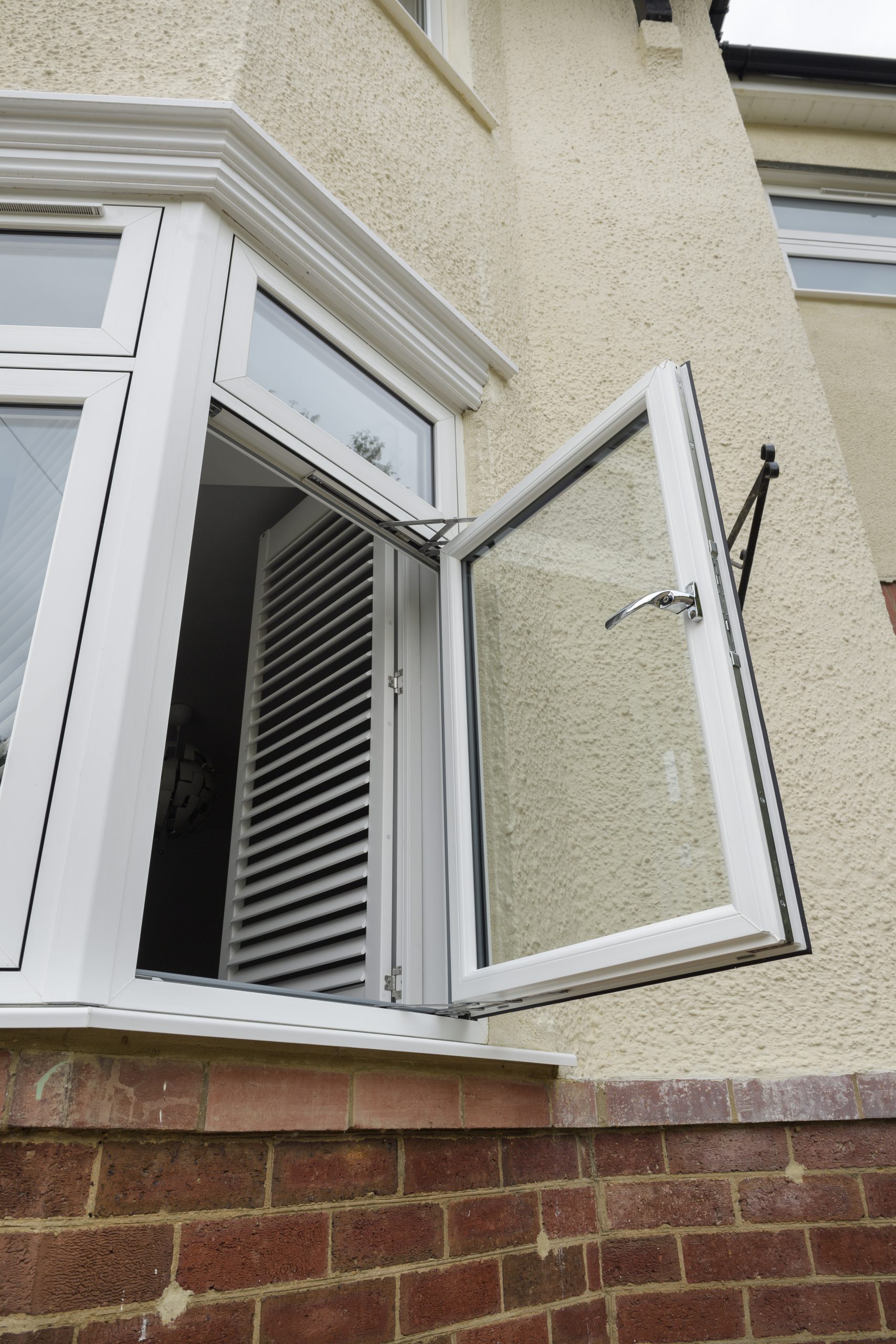 Explore our bespoke uPVC flush casement windows, crafted in-house by our team in West Yorkshire and delivered nationwide