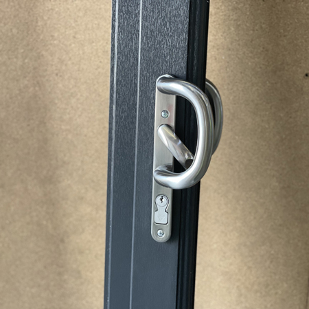 D-Handle - Brushed Chrome