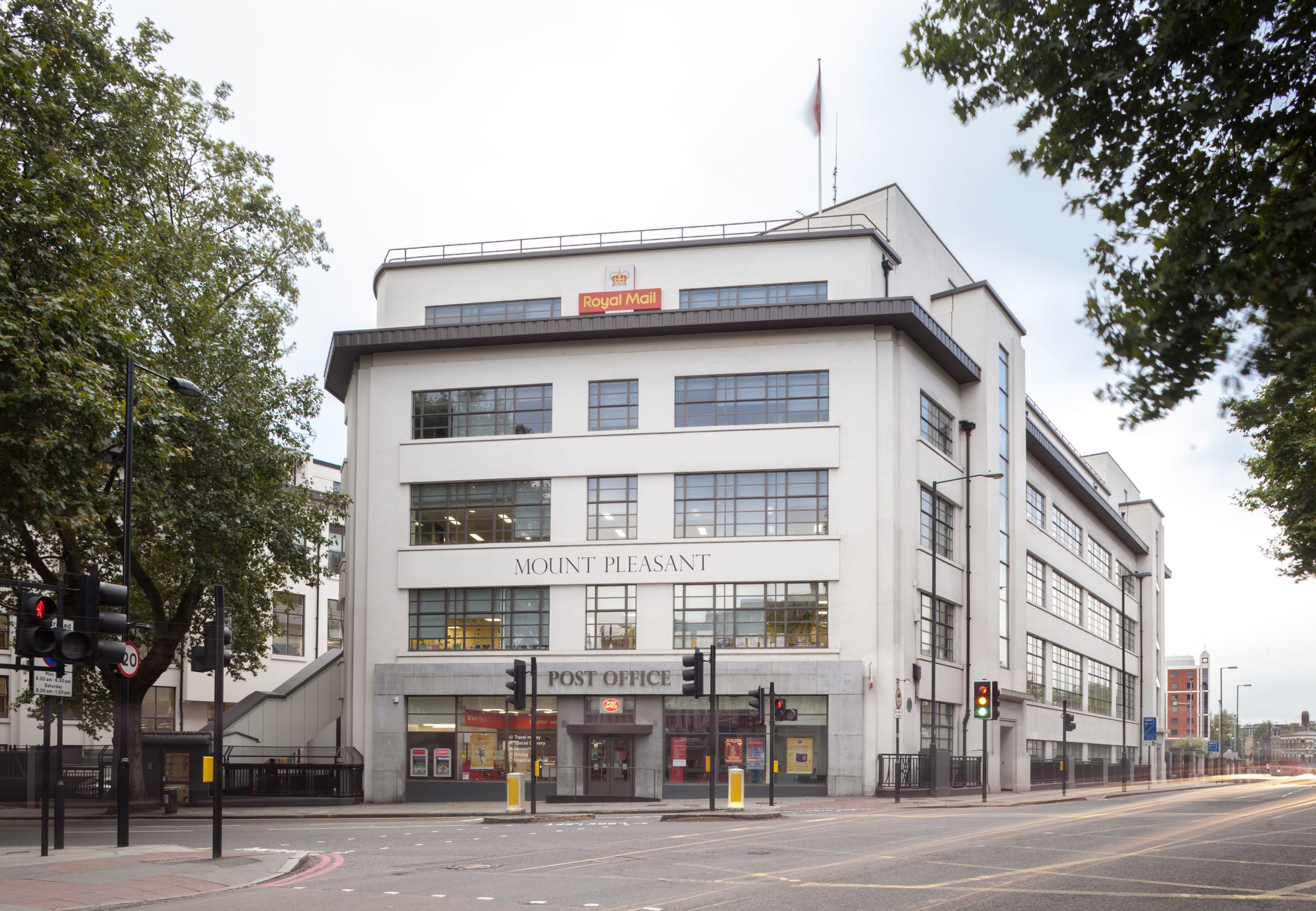 Aluminium heritage windows providing both aesthetic appeal and long-lasting performance