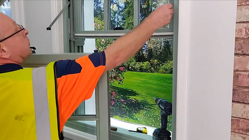 How to fit the bottom sash on uPVC Sliding Sash Windows