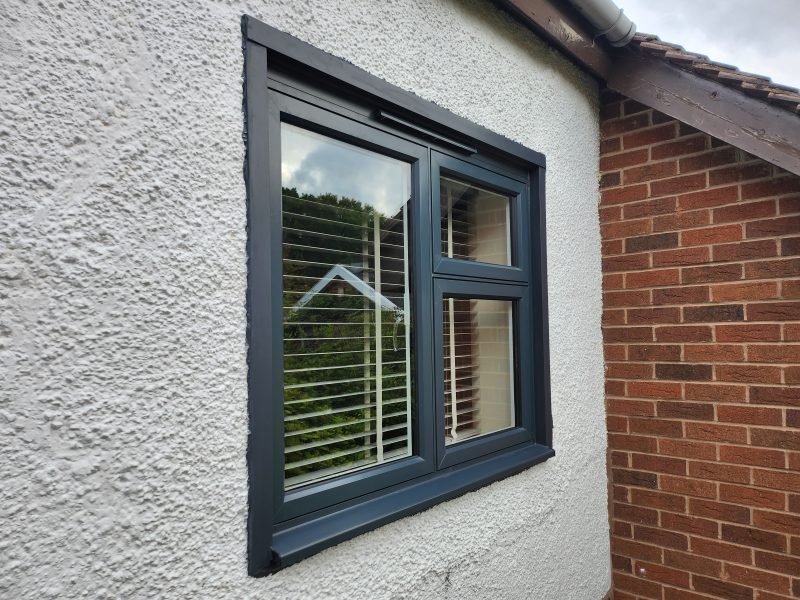 aluminium windows with trickle vents
