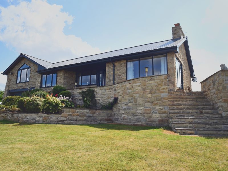 Modern Aluminium Windows from Quickslide