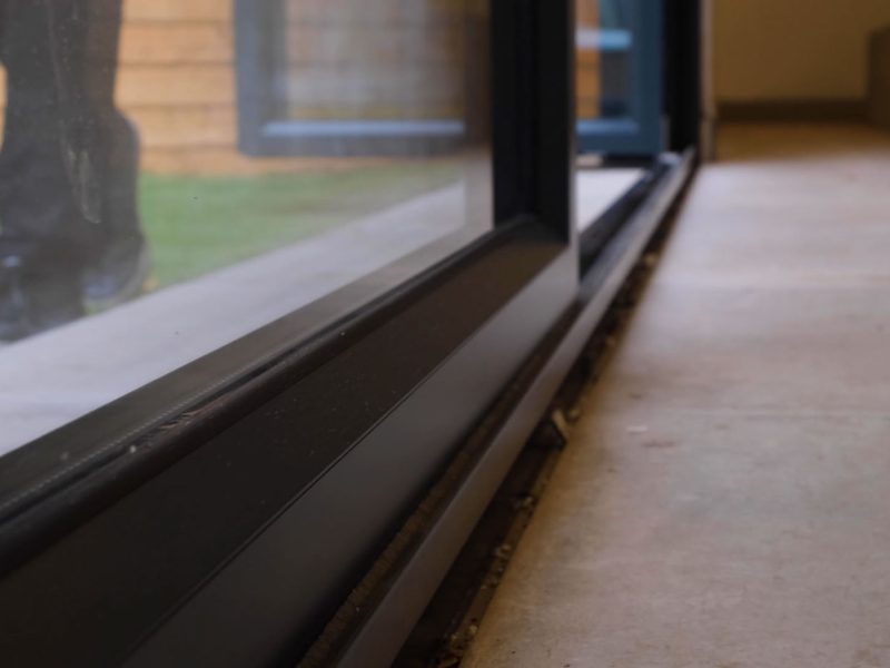 Quick-Glide door colour options