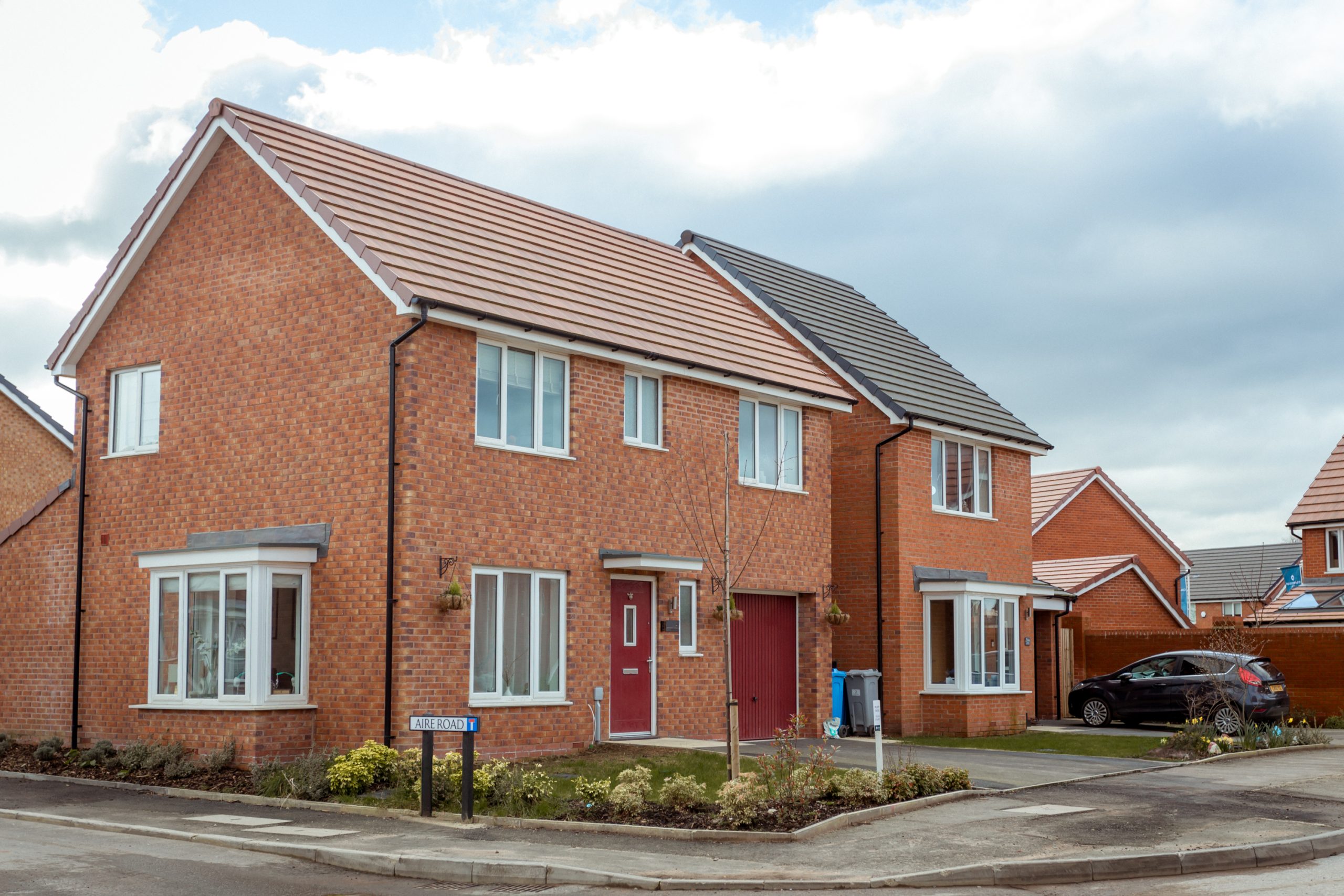 Panoramic view of Millbank Lock, showcasing Quickslide’s seamless installations.