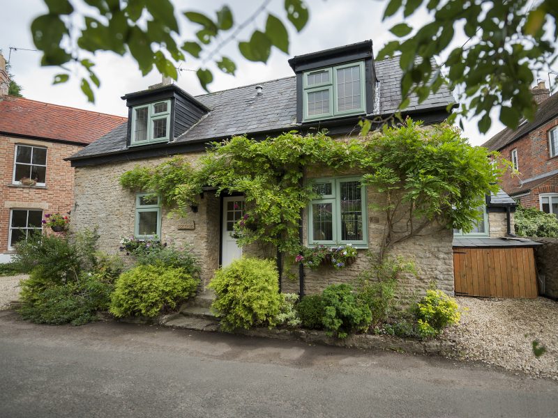 Display of a single uPVC casement window configuration, showcasing its versatility and style options.