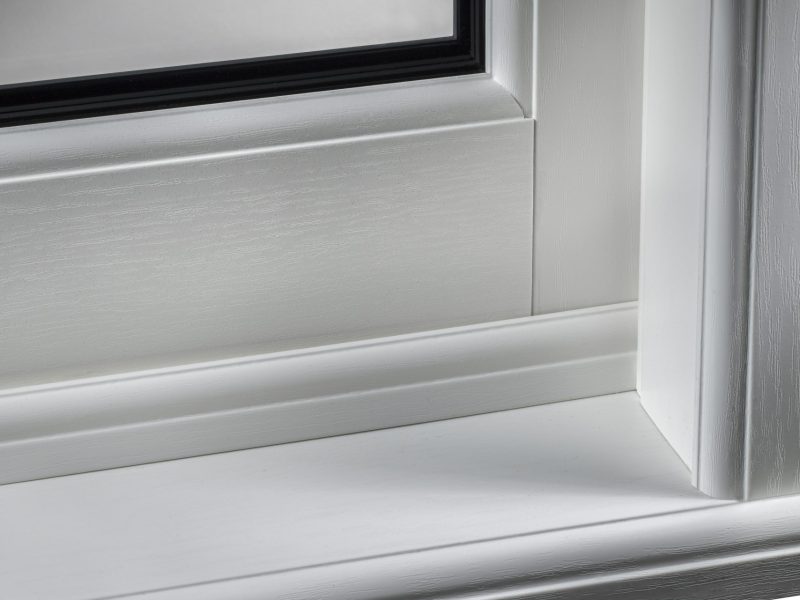 Mechanical deep bottom rail mimicking Victorian timber sashes
